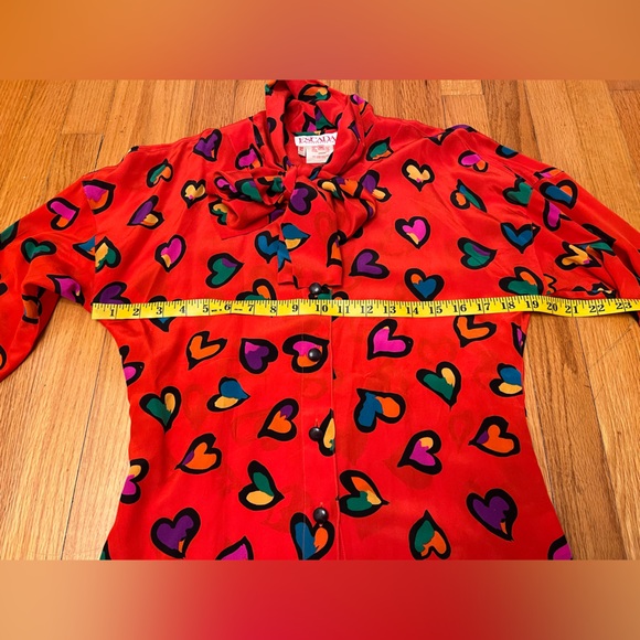 Vintage Escada Red Heart Print Blouse with Neck Bow 34 S - Picture 9 of 16